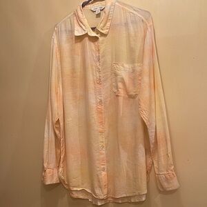 Old Navy Women's Peach Button Down Shirt